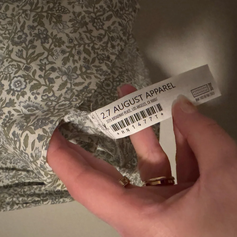 EUC Tuckernuck Hyacinth House Floral Smocked-Neck Long Sleeve Blouse 100% Cotton - Picture 9 of 14